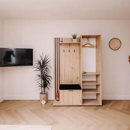 Ceebee - Free Parking Zandvoort