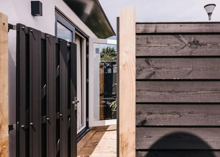 Ceebee - Free Parking * زاندفورت